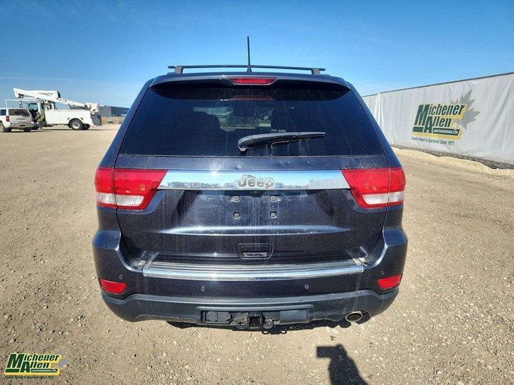 2013-jeep-grand-cherokee-image-7