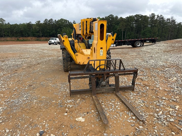 2016-jcb-512-56-image-7