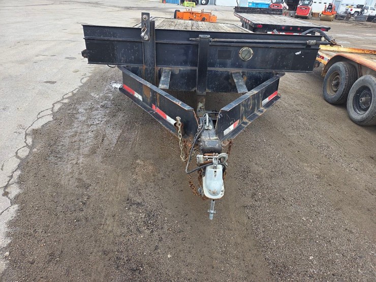 1999-18'x102"-flatbed-trailer-image-19