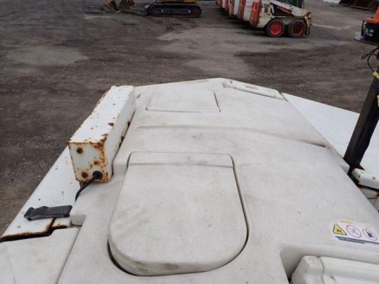 2001-tennant-7400-image-28