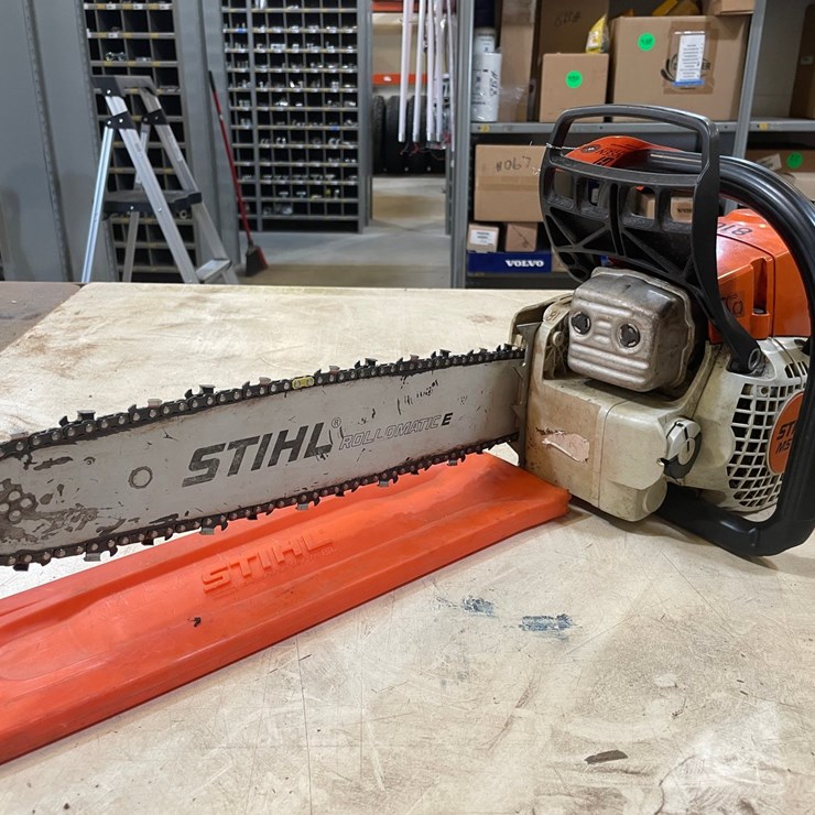 #10222 • Stihl MS271 Chainsaw