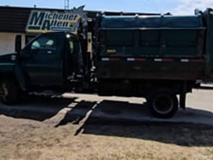 2005-gmc-topkick-c5500-image-38