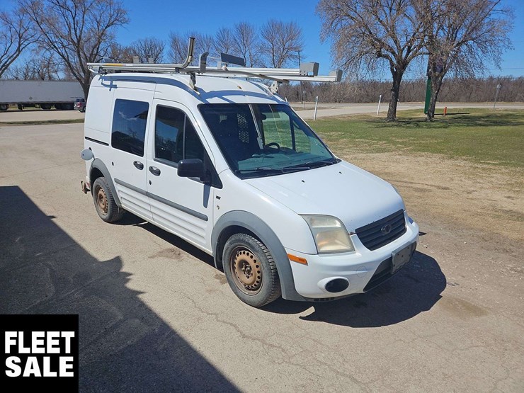 ford-transit-connect-image-2