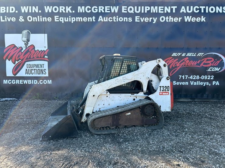bobcat-t320-image-1