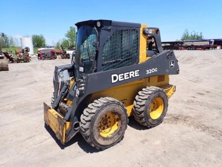 2019-deere-320g-image-1