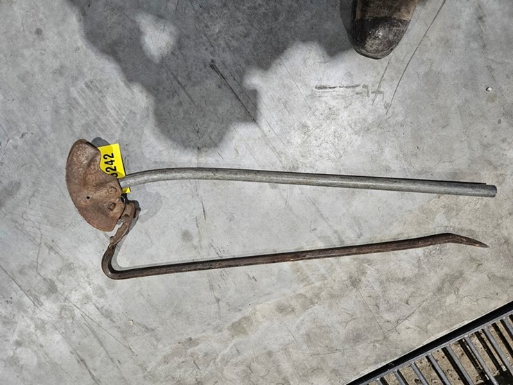 #6242-•-metal-bender-and-pry-bar-image-1