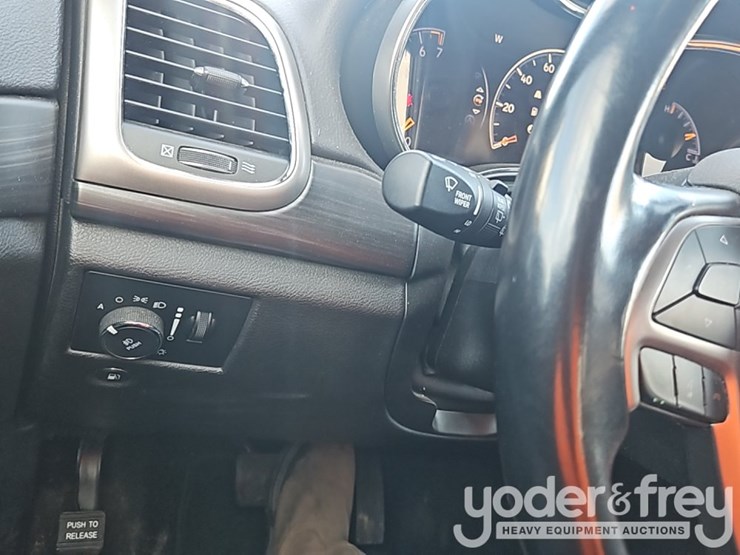 2021-jeep-grand-cherokee-image-27