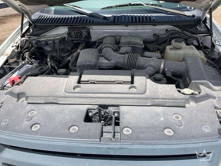 2013-ford-expedition-image-6