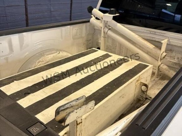 2021-ford-f150-image-10