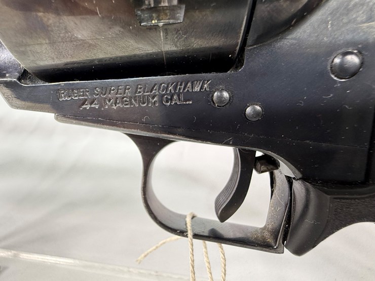 #61-•-ruger-super-blackhawk-44mag-revolver-80-13498-image-8