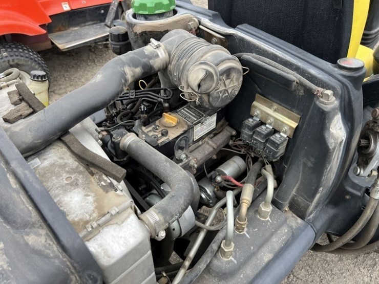 2002-john-deere-2500-image-11