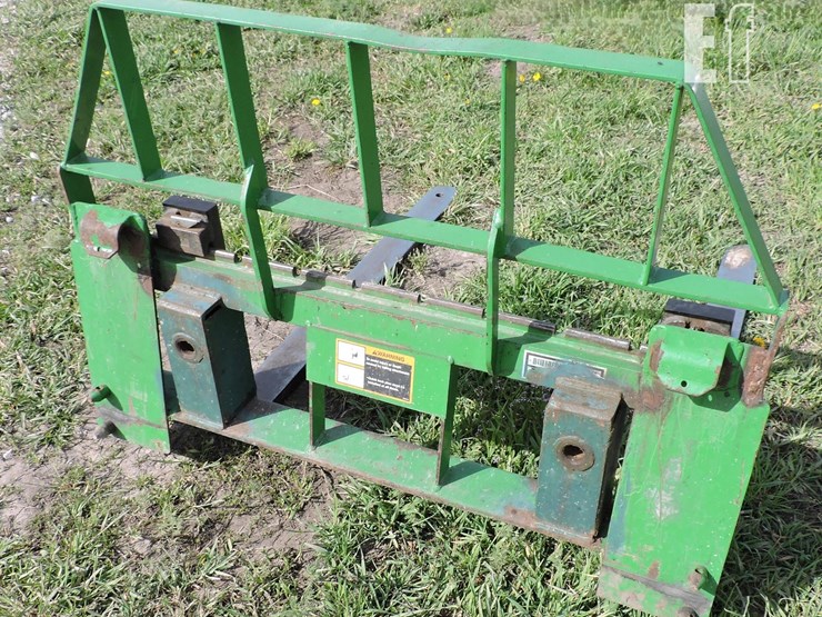 john-deere-specific,-front-loader-forks-image-3