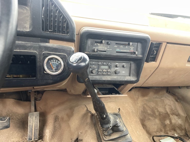 1988-ford-f350-image-23