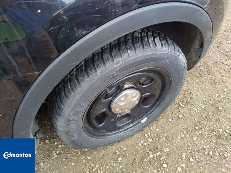 2019-ford-explorer-image-9