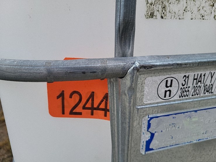 tote-w/valve---tag-#1244-image-2