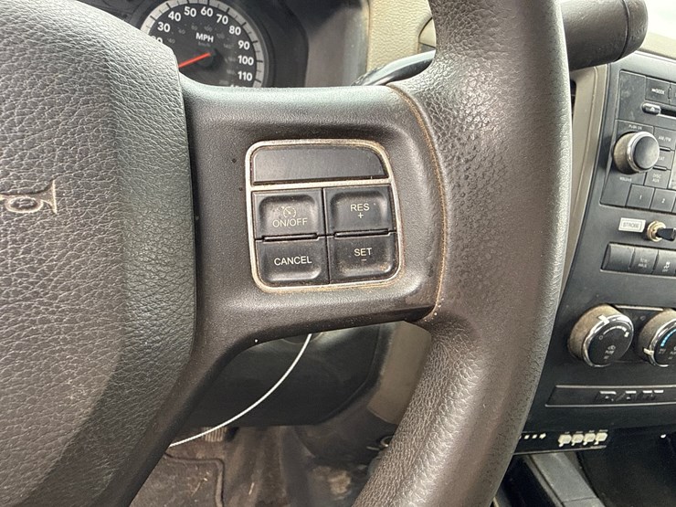 2012-dodge-ram-2500-image-44