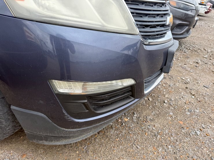 2013-chevrolet-traverse-image-15