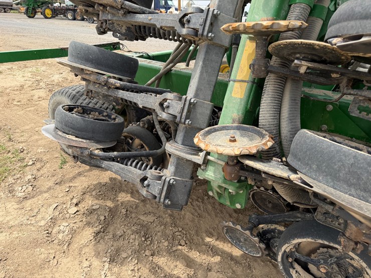 john-deere-1890-image-75
