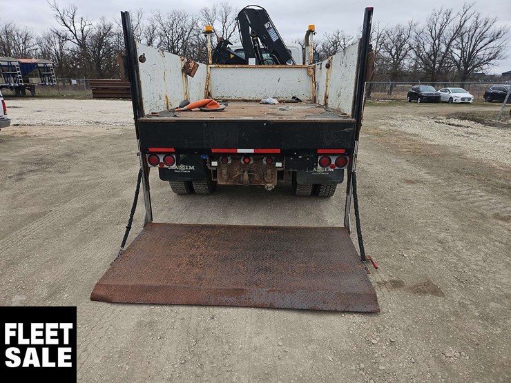 international-workstar-7400-image-14