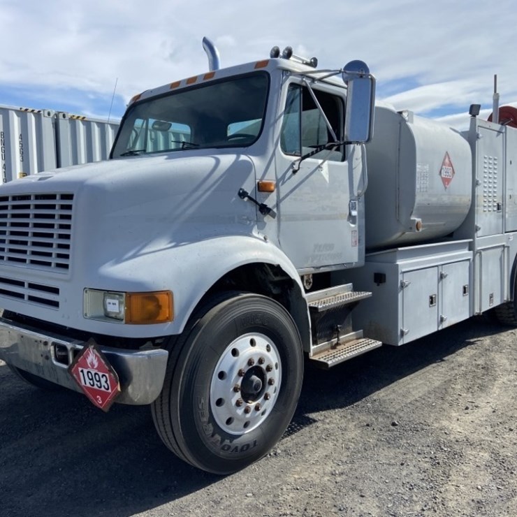 1992 INTERNATIONAL 8100