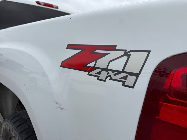 2015-gmc-2500hd-image-16