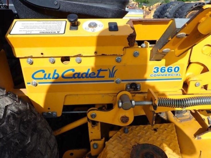 2006-cub-cadet-3660-image-9