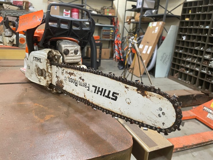 #10230-•-stihl-ms271-chainsaw-image-3