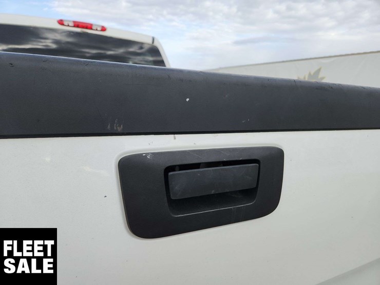 2012-chevrolet-silverado-2500hd-image-43