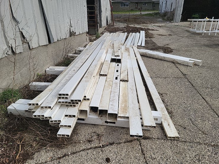 pvc-white-fence-w/post-image-5