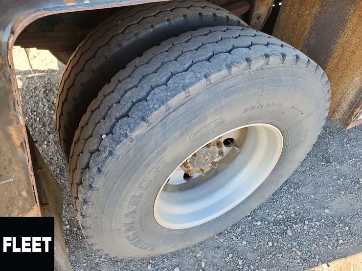 2012-kenworth-t370-image-35