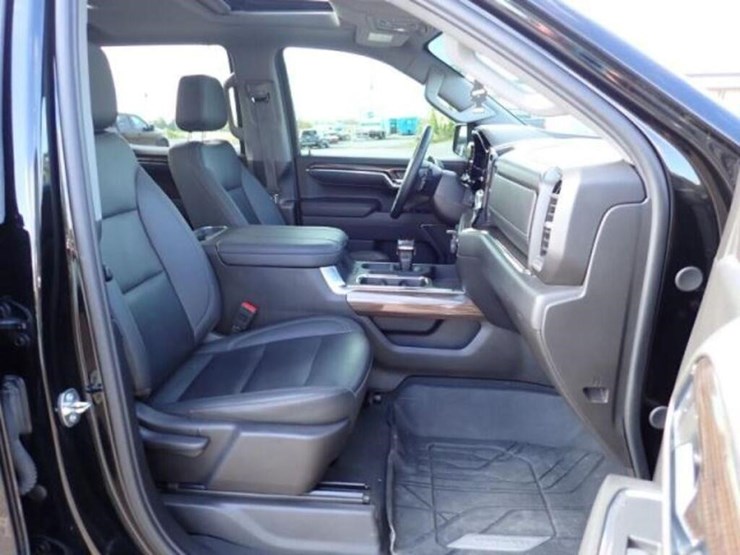 2024-chevrolet-silverado-1500-image-23