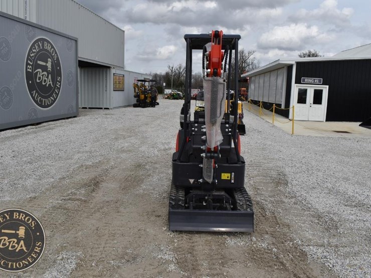 cfg-industrial-mini-excavator-43685-image-8