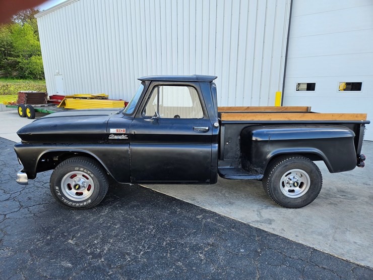 1965-chevrolet-c10-image-2