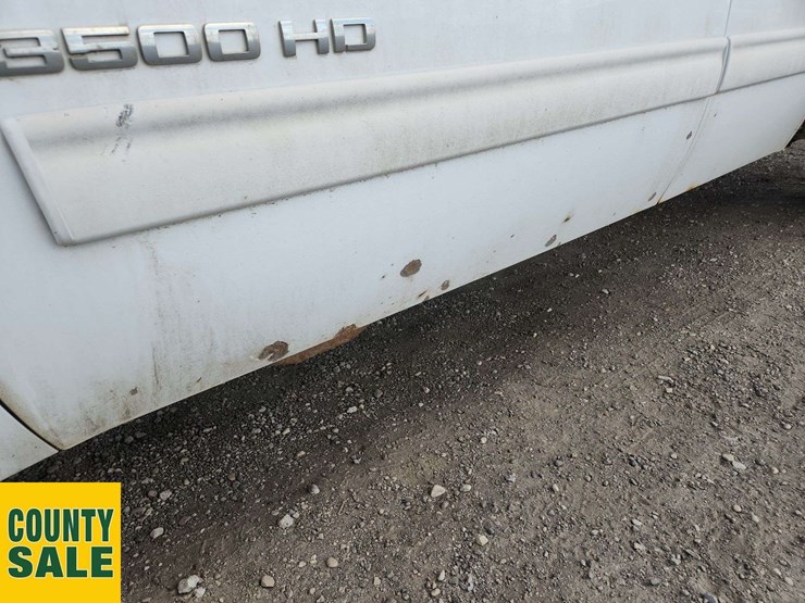 2008-gmc-sierra-3500hd-image-39