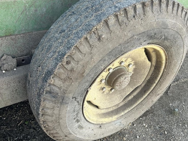 john-deere-660-image-29