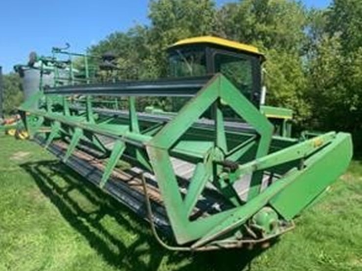john-deere-2420-image-2