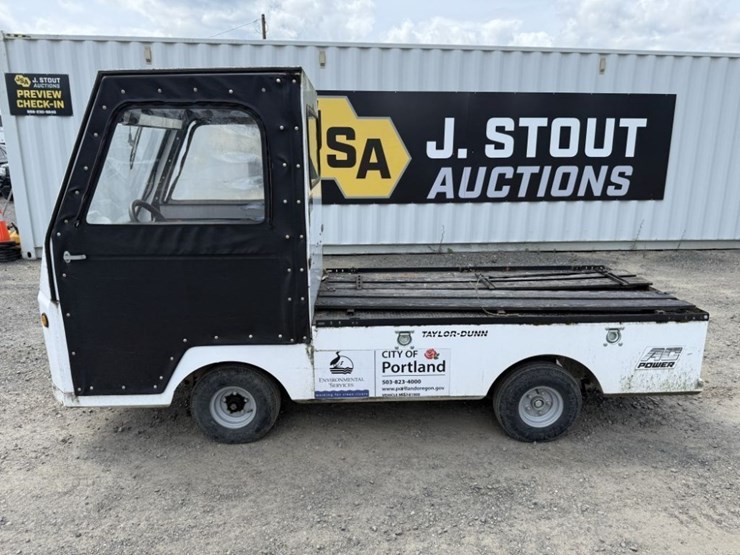 2019-taylor-dunn-bigfoot-electric-utility-cart-image-7