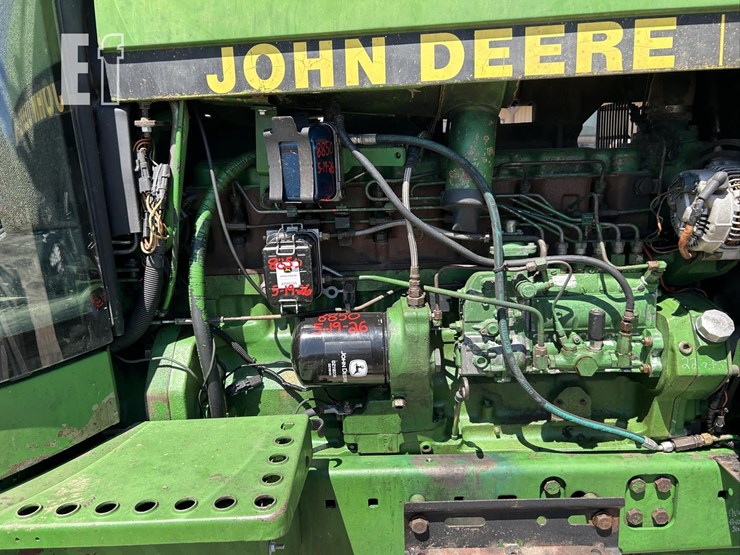 1990-john-deere-4755-image-34