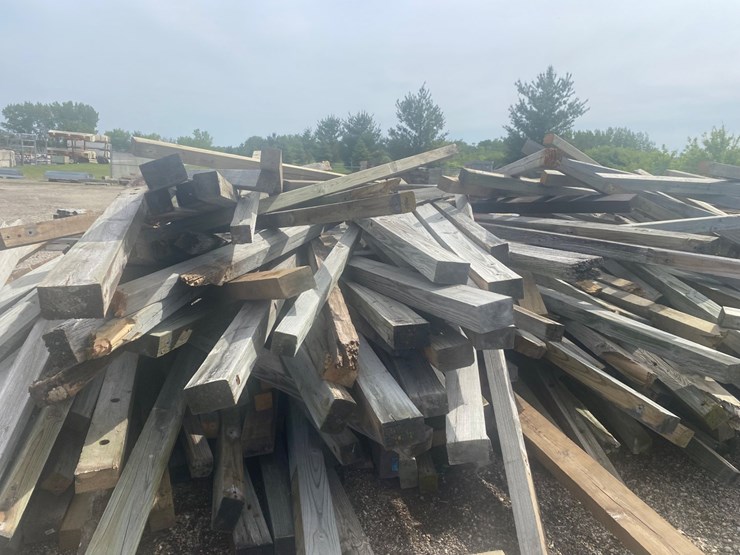 #10238-•-large-assortment-of-used-sign-posts-image-5