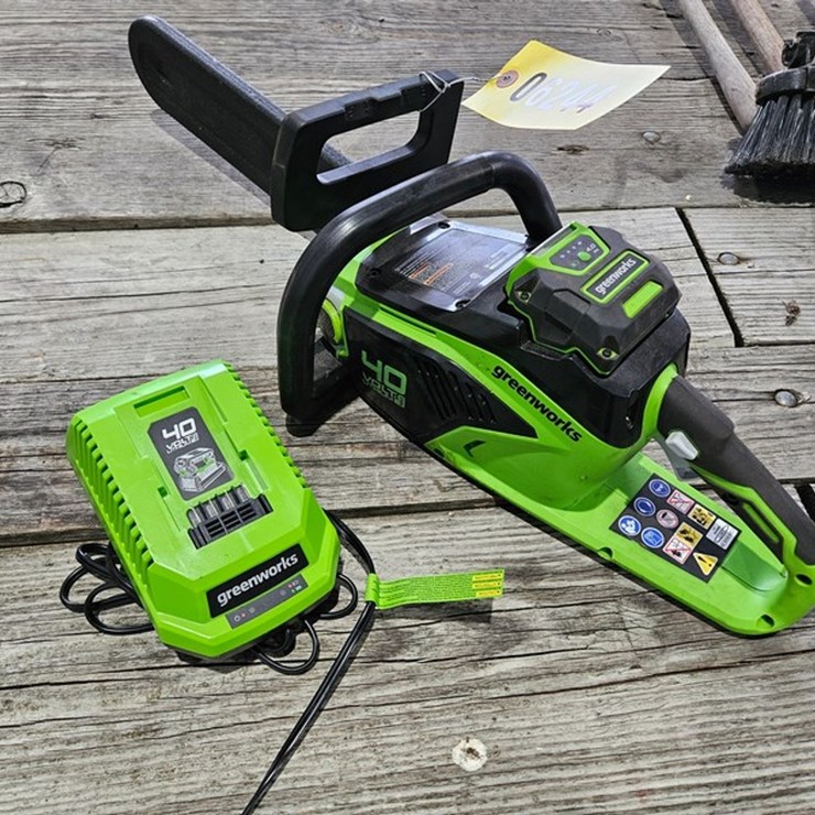 #6244 • Greenworks 40v Chainsaw