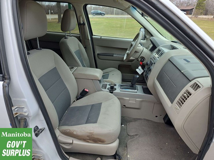 2008-ford-escape-image-31