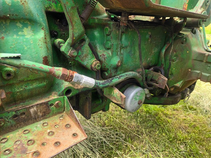 john-deere-4020-image-32