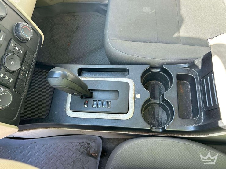 2009-ford-escape-image-18