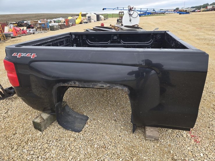 2015-chevrolet-2500-image-1