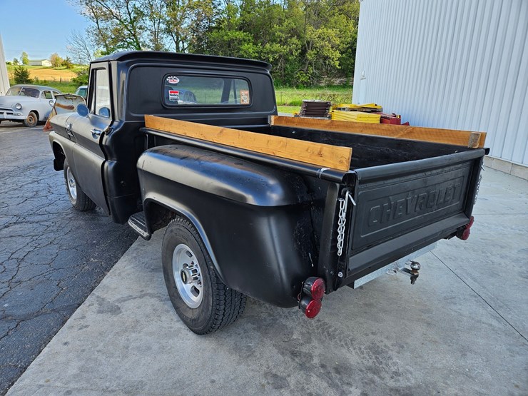 1965-chevrolet-c10-image-3