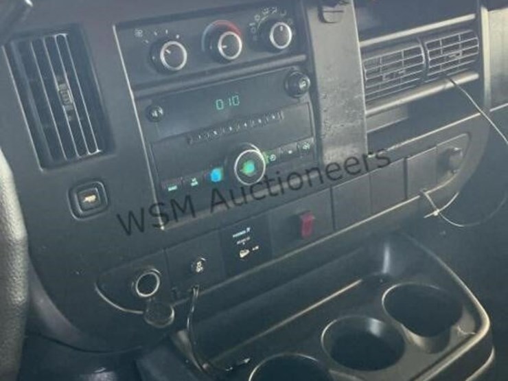 2013-chevrolet-express-2500-image-20
