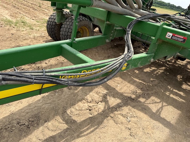 john-deere-1890-image-67