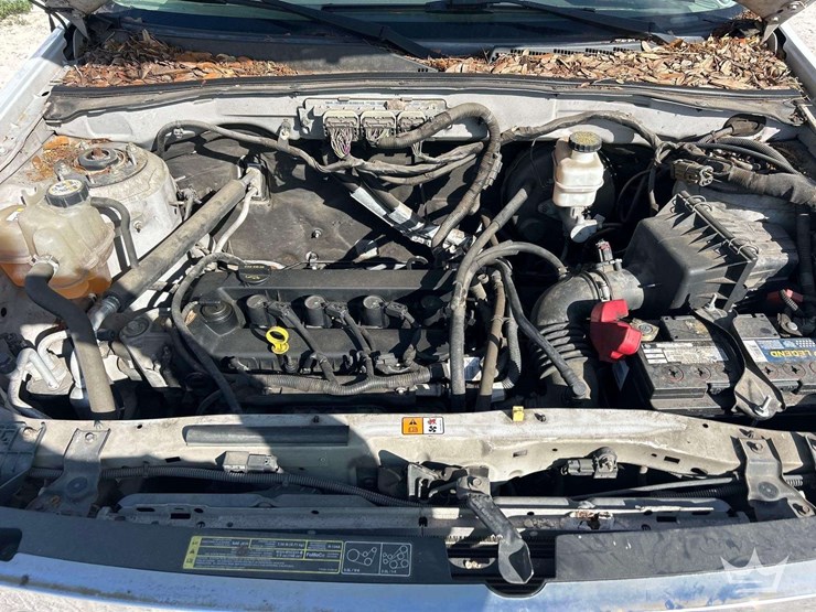 2009-ford-escape-image-5