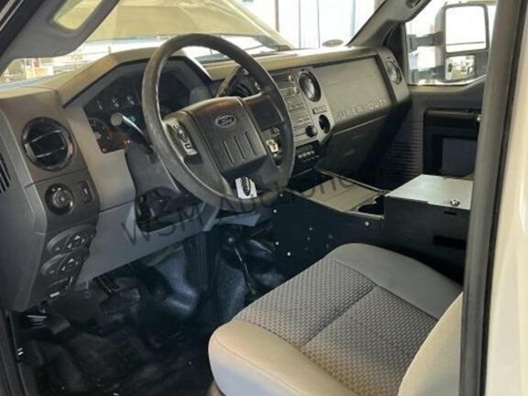 2016-ford-f350-image-24