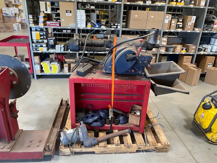#10236-•-ammco-4100-safe-turn-brake-lathe-image-2